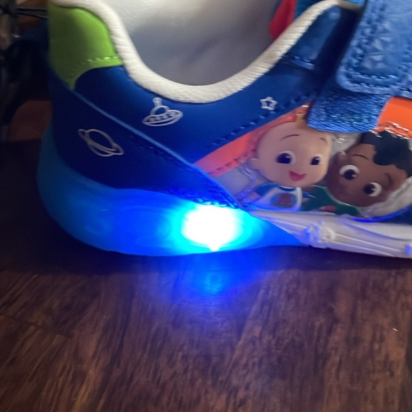 - - Light up coco melon boys shoes - Picture 2 of 4